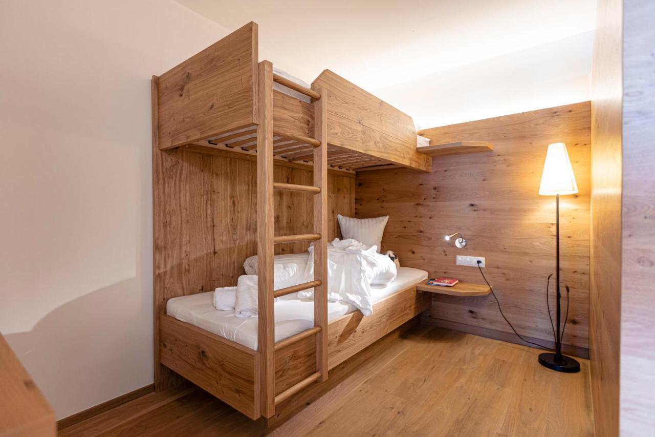 Wellness Aparthotel Panorama Alpin - Ferienwohnungen Jerzens Im Pitztal Exterior foto