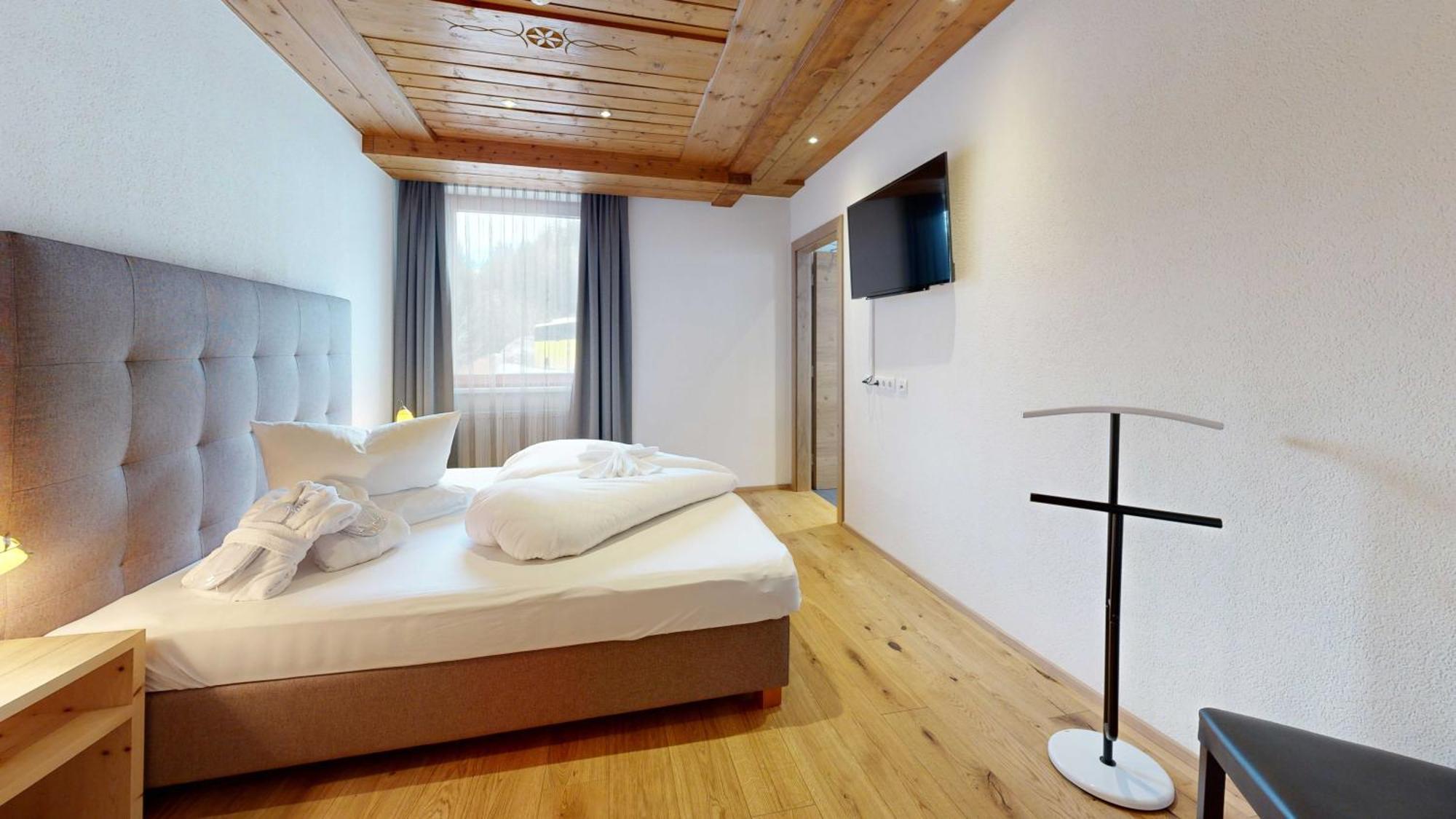 Wellness Aparthotel Panorama Alpin - Ferienwohnungen Jerzens Im Pitztal Exterior foto